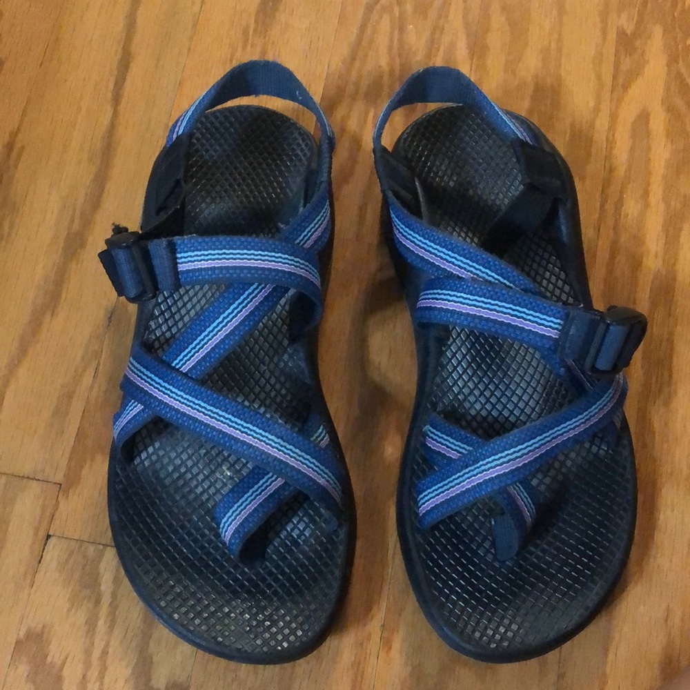 Blue with light blue and pink stripe Chacos